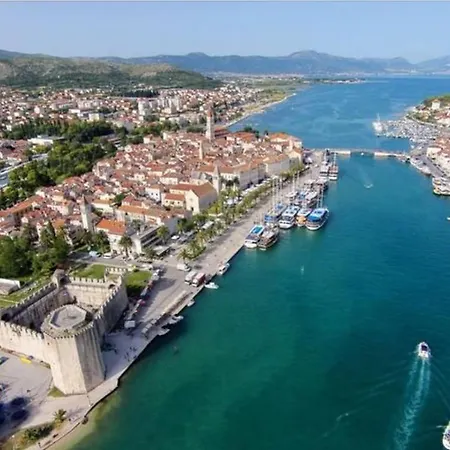 Luxury With Jacuzzi In Apartament *