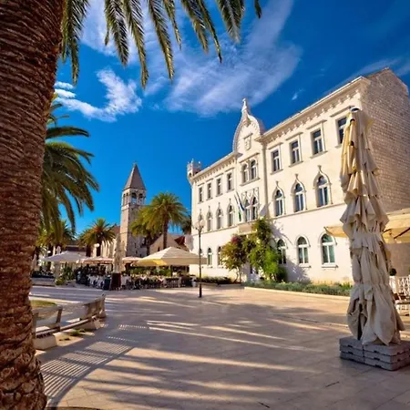 Luxury With Jacuzzi In Apartament *