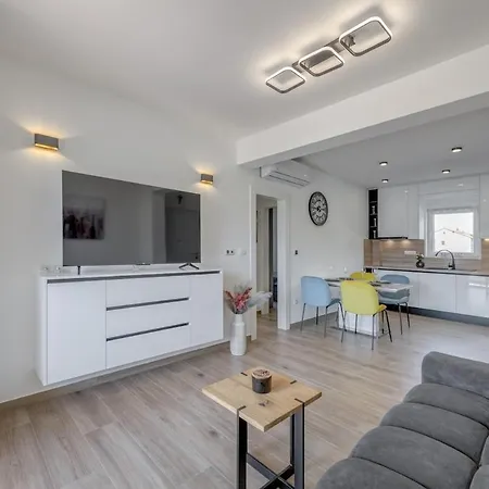 Luxury With Jacuzzi In Apartament *