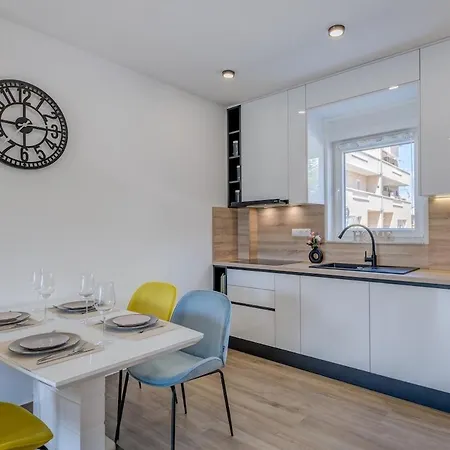 Luxury With Jacuzzi In Trogir