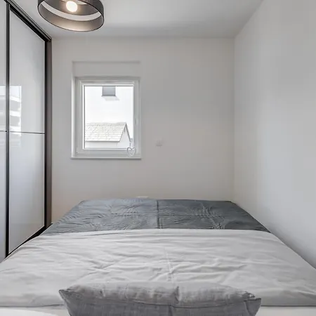 Luxury With Jacuzzi In Trogir