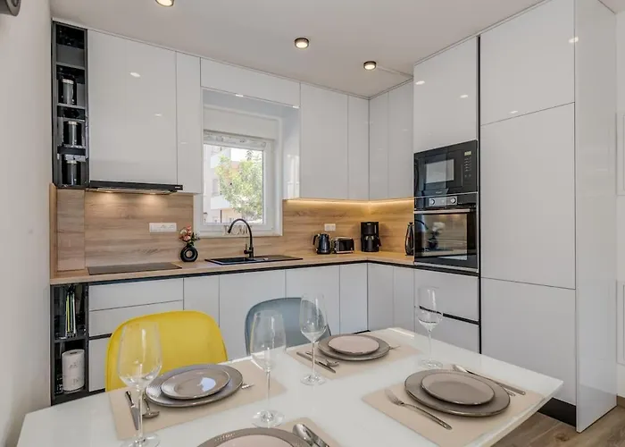 Luxury With Jacuzzi In * Trogir