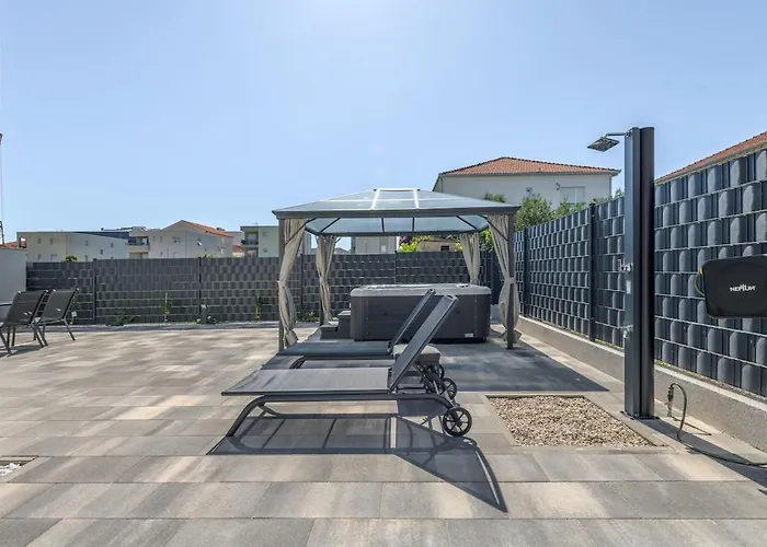 Apartamento Luxury With Jacuzzi In *