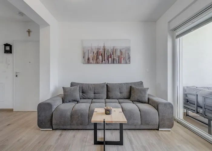 Luxury With Jacuzzi In * Trogir